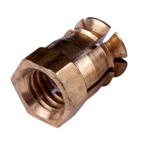 Mufa mosiężna rozporowa M4 x 10 mm, z kulką rozporową