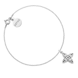 Srebrna bransoletka z ażurowym kwiatkiem
