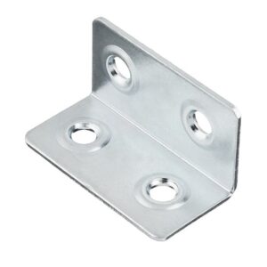 Kątownik montażowy 22 x 22 x 45 mm, 4 otw.