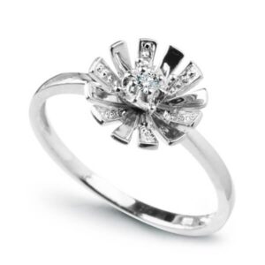 Złoty pierścionek z brylantami Staviori