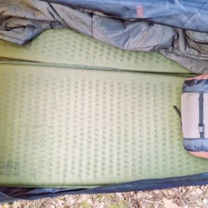 Materac samopompujący FIT 640 – duży i ultra lekki